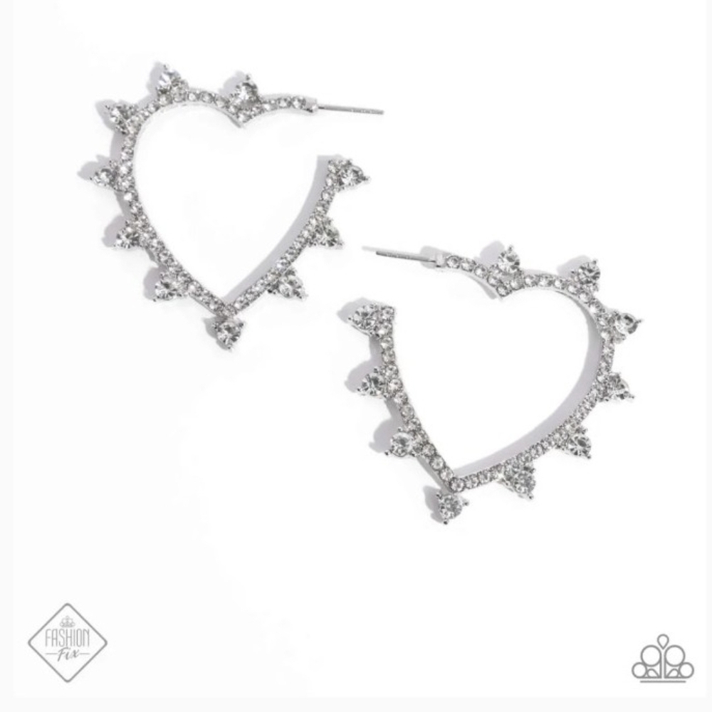 Paparazzi Silver Crown Earrings